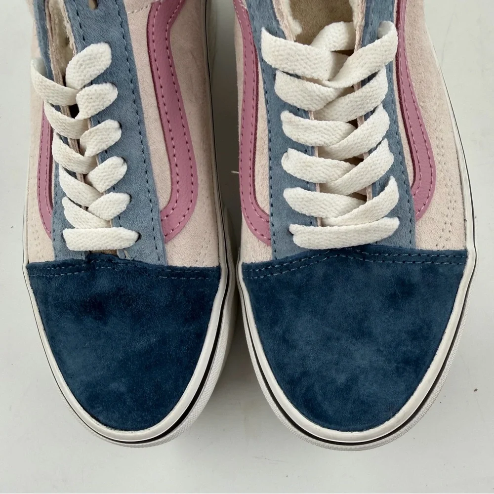 Vans Unisex Old Skool Stackform-SZ 5-Sherpa Trim Platform Shoe Sneakers Pastel